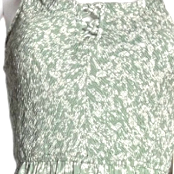 Sincerely Jules floral ruffle leg jumpsuit. Size M - Picture 8 of 8